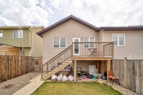 821 Silkstone Close West, Lethbridge, AB - Outdoor With Exterior