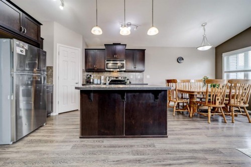 821 Silkstone Close West, Lethbridge, AB - Indoor