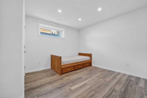 678 Twinriver Crescent West, Lethbridge, AB - Indoor Photo Showing Other Room