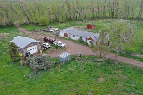 173030 Hwy 875, Tilley, AB 