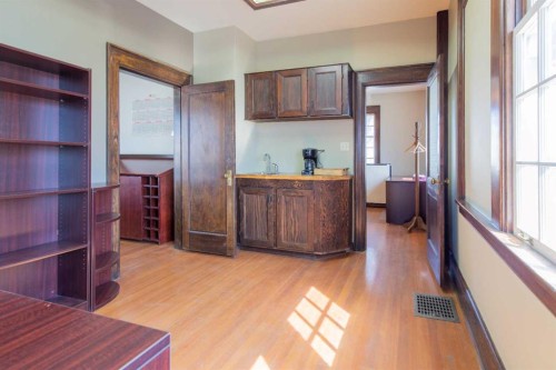 2224 2 Avenue, Fort Macleod, AB 