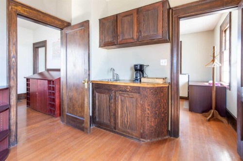 2224 2 Avenue, Fort Macleod, AB 