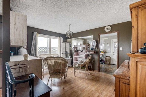 4716 Heritage Drive, Taber, AB - Indoor
