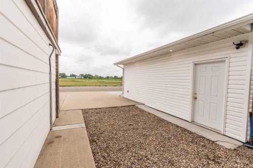 4716 Heritage Drive, Taber, AB - Outdoor With Exterior