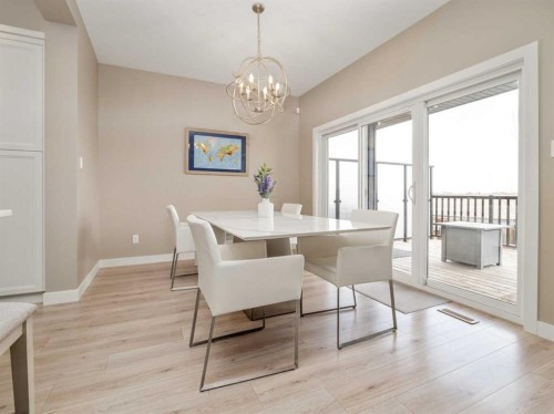 413 Devonia Way West, Lethbridge, AB - Indoor Photo Showing Dining Room