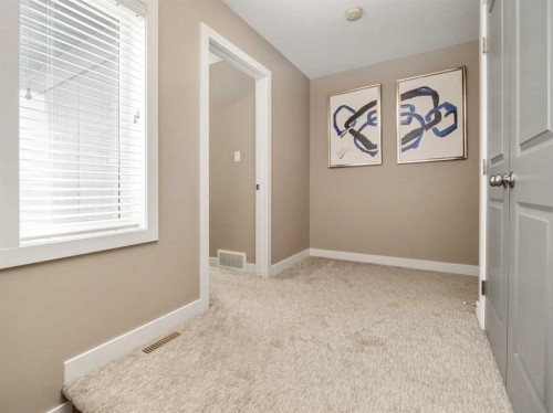 413 Devonia Way West, Lethbridge, AB - Indoor Photo Showing Other Room