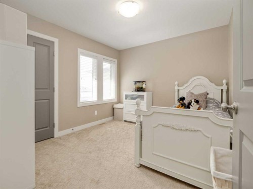 413 Devonia Way West, Lethbridge, AB - Indoor Photo Showing Other Room