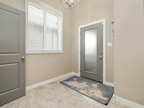 413 Devonia Way West, Lethbridge, AB - Indoor Photo Showing Other Room