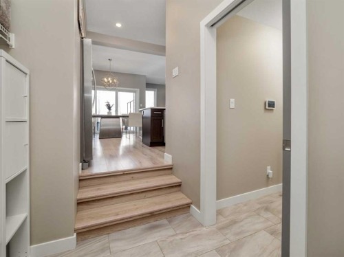 413 Devonia Way West, Lethbridge, AB - Indoor Photo Showing Other Room
