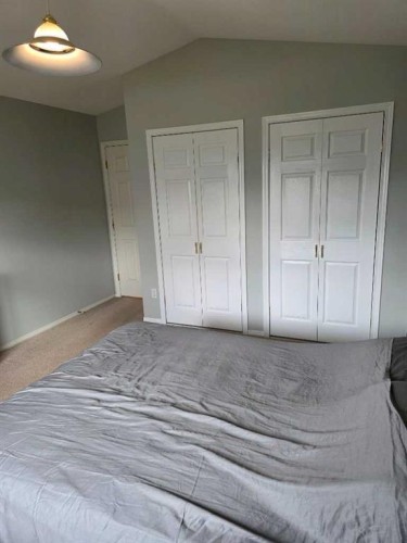 4 St James Boulevard North, Lethbridge, AB - Indoor Photo Showing Bedroom