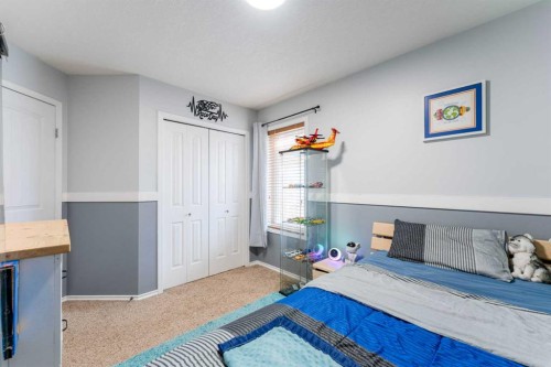 4214 56 Street, Taber, AB - Indoor Photo Showing Bedroom