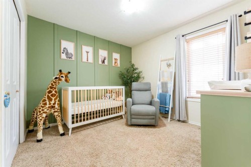 4214 56 Street, Taber, AB - Indoor Photo Showing Bedroom