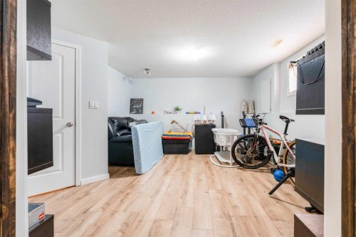 4214 56 Street, Taber, AB - Indoor Photo Showing Other Room