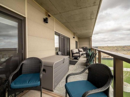 333-102 Scenic Drive North, Lethbridge, AB - Outdoor With Exterior