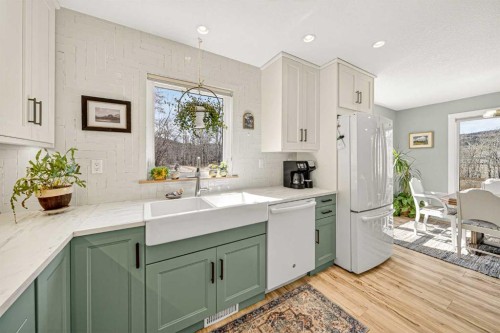 5 Villa Vega Acres, Lundbreck, AB 