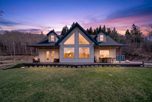5 Villa Vega Acres, Lundbreck, AB 