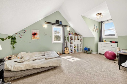 5 Villa Vega Acres, Lundbreck, AB 