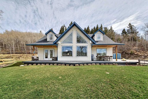 5 Villa Vega Acres, Lundbreck, AB 