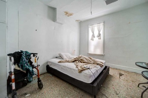 162 2 Avenue West, Cardston, AB - Indoor Photo Showing Bedroom