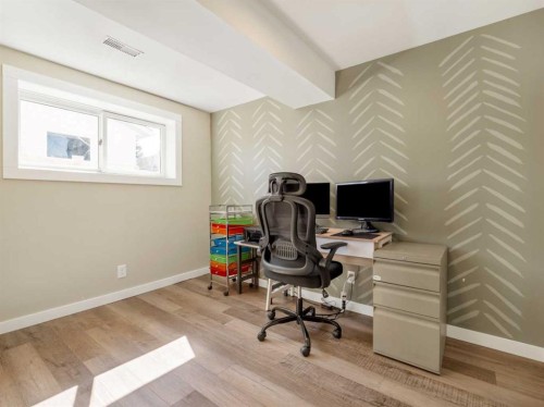 162 Purdue Court West, Lethbridge, AB - Indoor Photo Showing Office