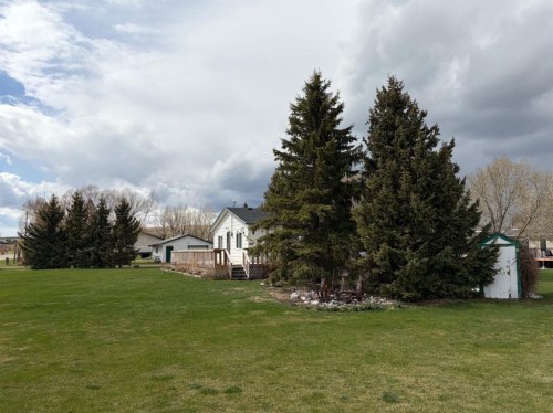 24E 3 Avenue South, Hill Spring, AB - Outdoor
