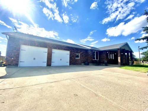 94050 Range Rd 214A, Rural Lethbridge County, AB - Outdoor