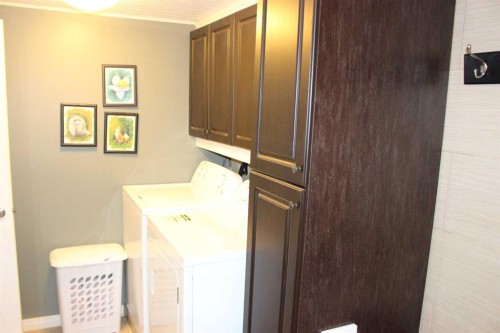 2811 13 Avenue South, Lethbridge, AB - Indoor