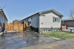 308 Spurline Avenue Coaldale, AB T1M 0B1