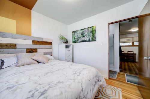 1126 23 North, Lethbridge, AB - Indoor Photo Showing Bedroom