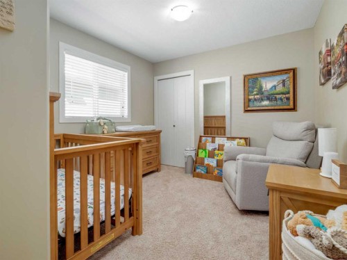 553 Mary Cameron Crescent North, Lethbridge, AB - Indoor
