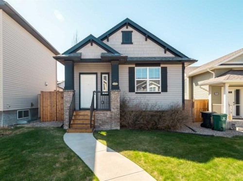 553 Mary Cameron Crescent NORTH Lethbridge, AB T1H 6V6