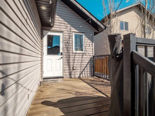 553 Mary Cameron Crescent North, Lethbridge, AB - Outdoor With Exterior