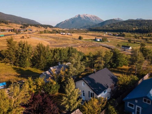 8630 17 Avenue, Coleman, AB - Outdoor With View