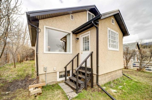 8630 17 Avenue, Coleman, AB - Outdoor