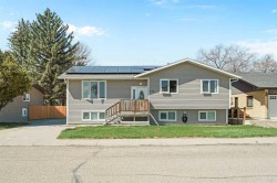 414 7 Street NORTHPicture Butte, AB T0K 1V0