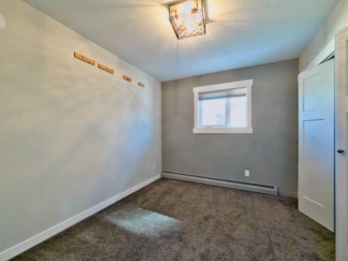 8149 26 Avenue, Coleman, AB - Indoor Photo Showing Other Room