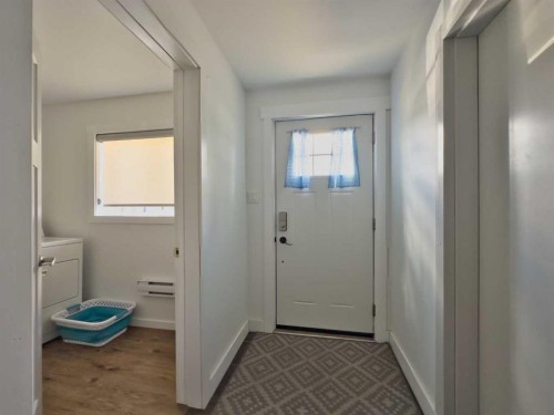 8149 26 Avenue, Coleman, AB - Indoor Photo Showing Other Room