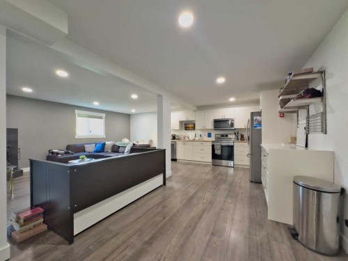 8149 26 Avenue, Coleman, AB - Indoor