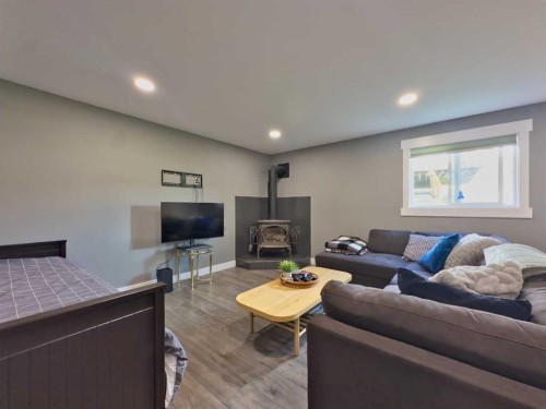 8149 26 Avenue, Coleman, AB - Indoor