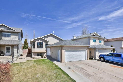 406 Kodiak Boulevard North, Lethbridge, AB - Outdoor With Facade