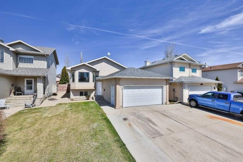 406 Kodiak Boulevard North, Lethbridge, AB - Outdoor With Facade