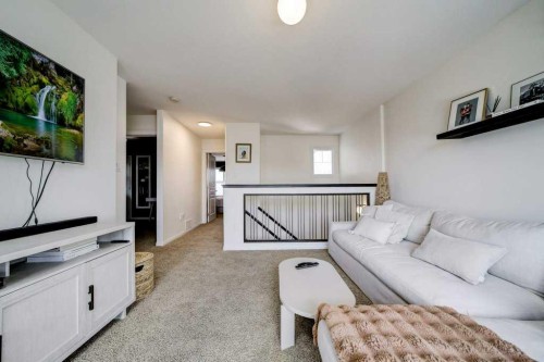 286 Twinriver Road West, Lethbridge, AB - Indoor Photo Showing Other Room