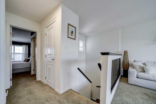 286 Twinriver Road West, Lethbridge, AB - Indoor