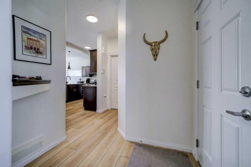 286 Twinriver Road West, Lethbridge, AB - Indoor Photo Showing Other Room