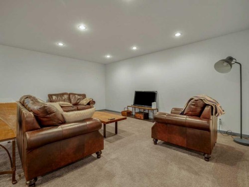 350 Uplands Boulevard North, Lethbridge, AB - Indoor Photo Showing Basement
