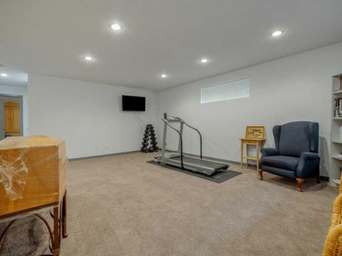 350 Uplands Boulevard North, Lethbridge, AB - Indoor Photo Showing Basement