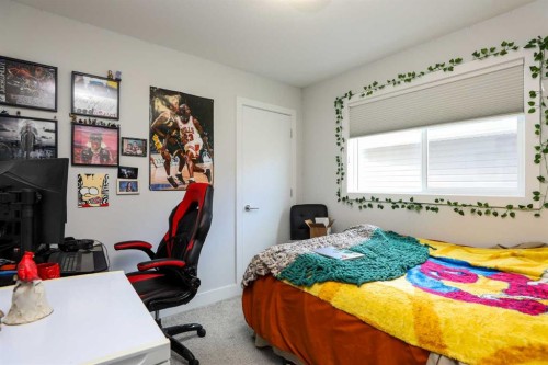 867 Coalbrook Close West, Lethbridge, AB - Indoor Photo Showing Bedroom