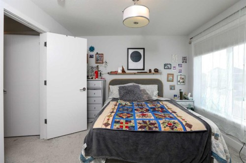 867 Coalbrook Close West, Lethbridge, AB - Indoor Photo Showing Bedroom