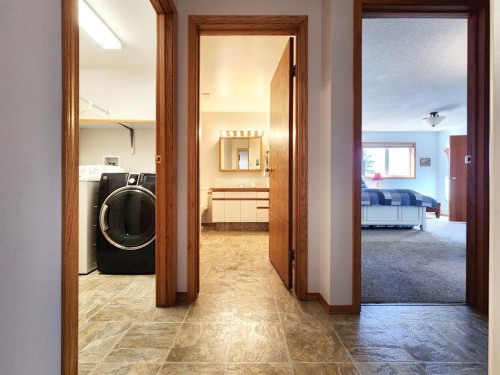 5307 2A St. East, Claresholm, AB - Indoor Photo Showing Laundry Room