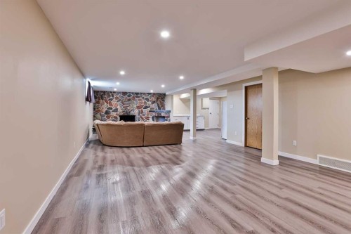 155E 100N, Raymond, AB - Indoor